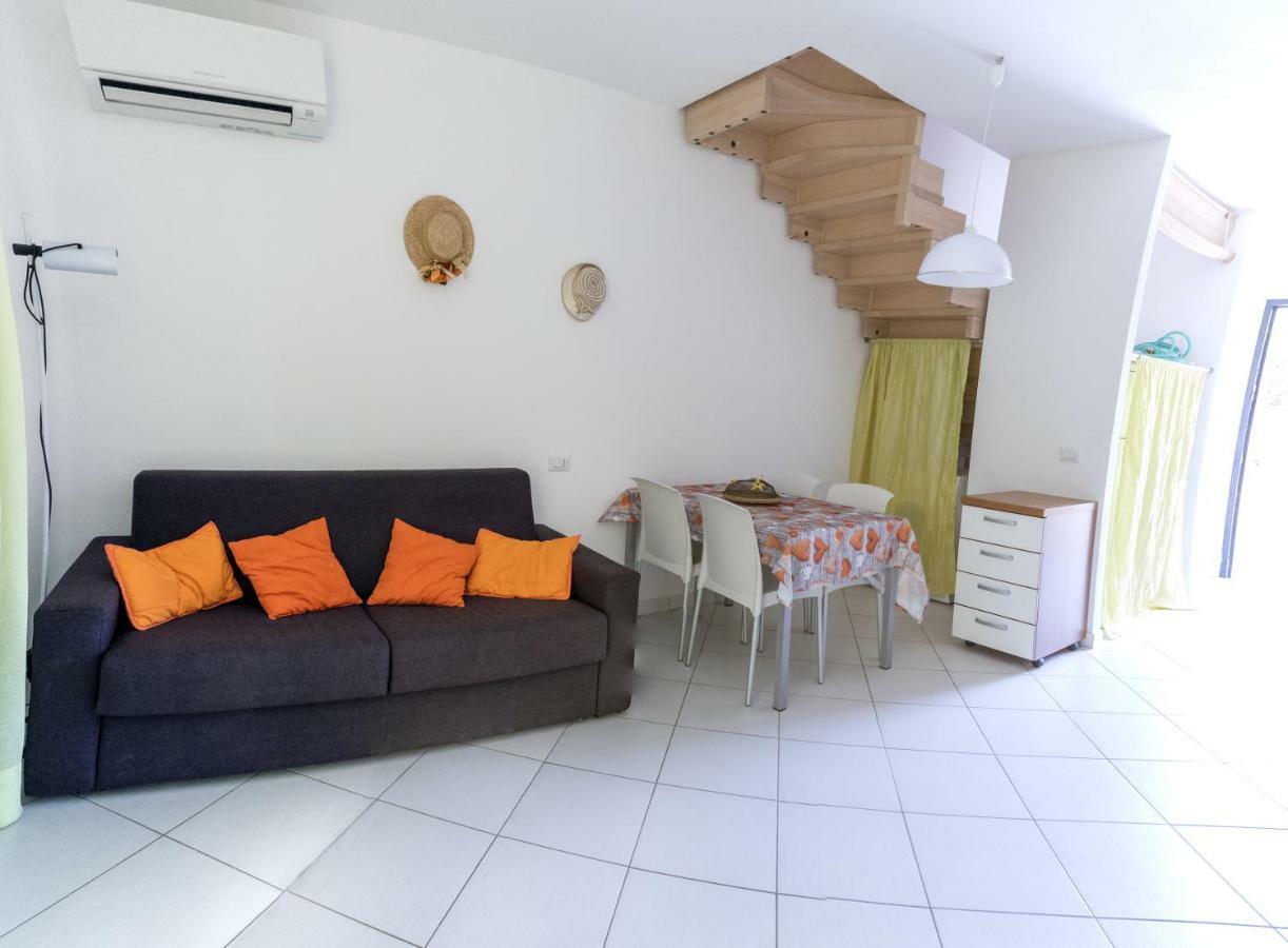 Villa Gabriella Porto Pino Ngoại thất bức ảnh