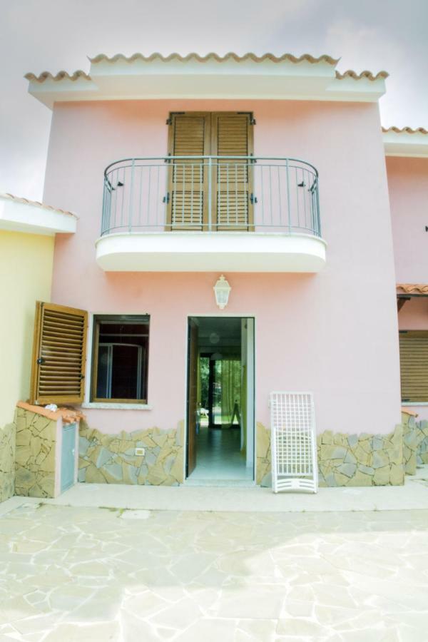 Villa Gabriella Porto Pino Ngoại thất bức ảnh